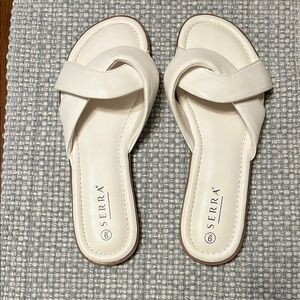 Serra White Minimalist Sandals size 9